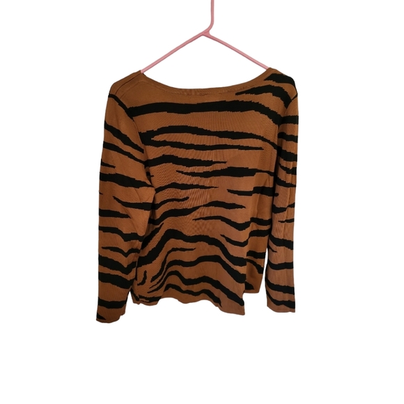 CHICO'S PULLOVER SWEATER - Picture 2 of 3